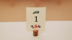 Números para mesas de boda recortados a láser - Pack de 10