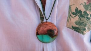 Colgante de madera personalizado con grabado láser